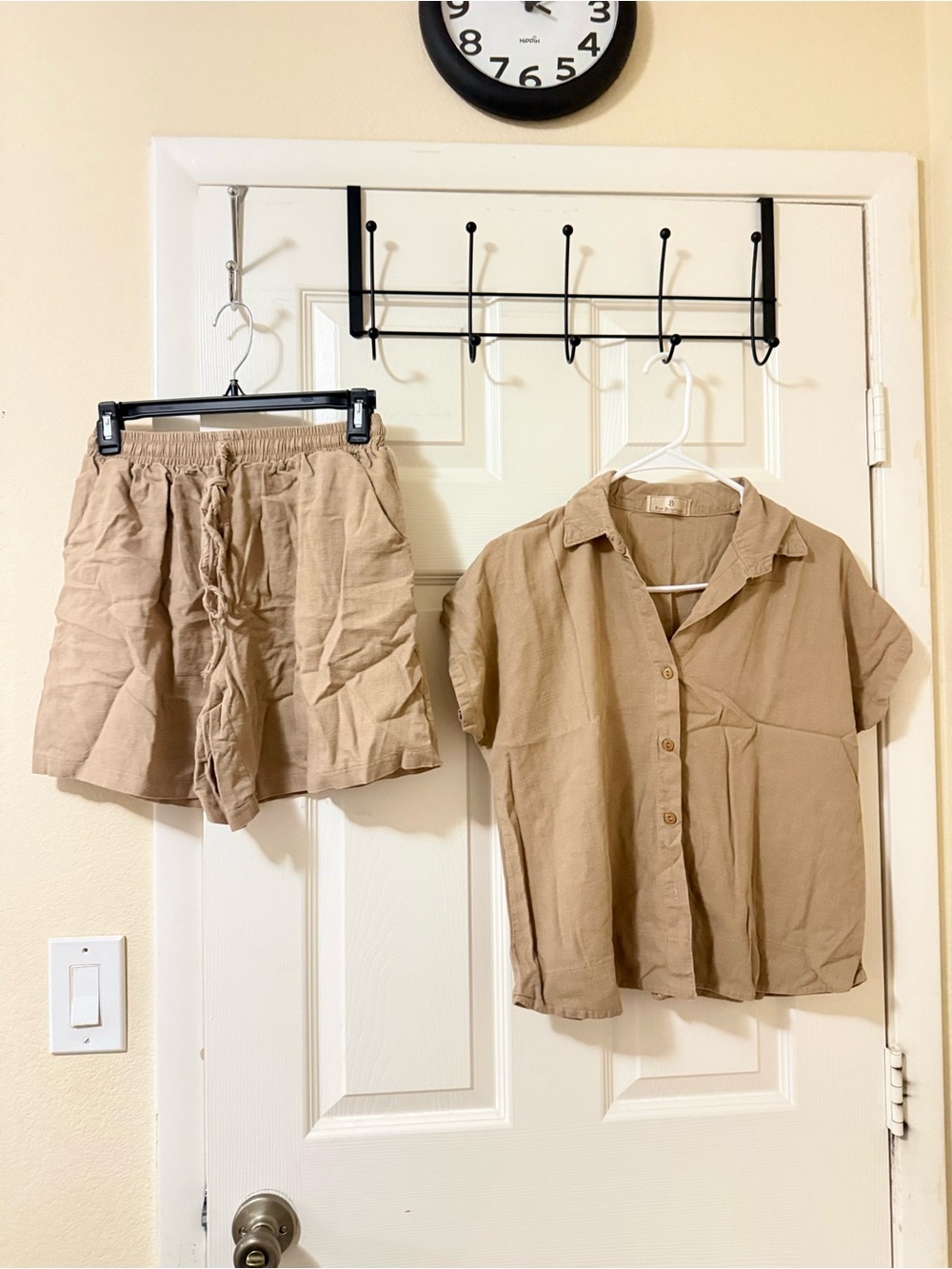 Women's Tan Two-Piece Linen-Blend Shirt & Shorts Set